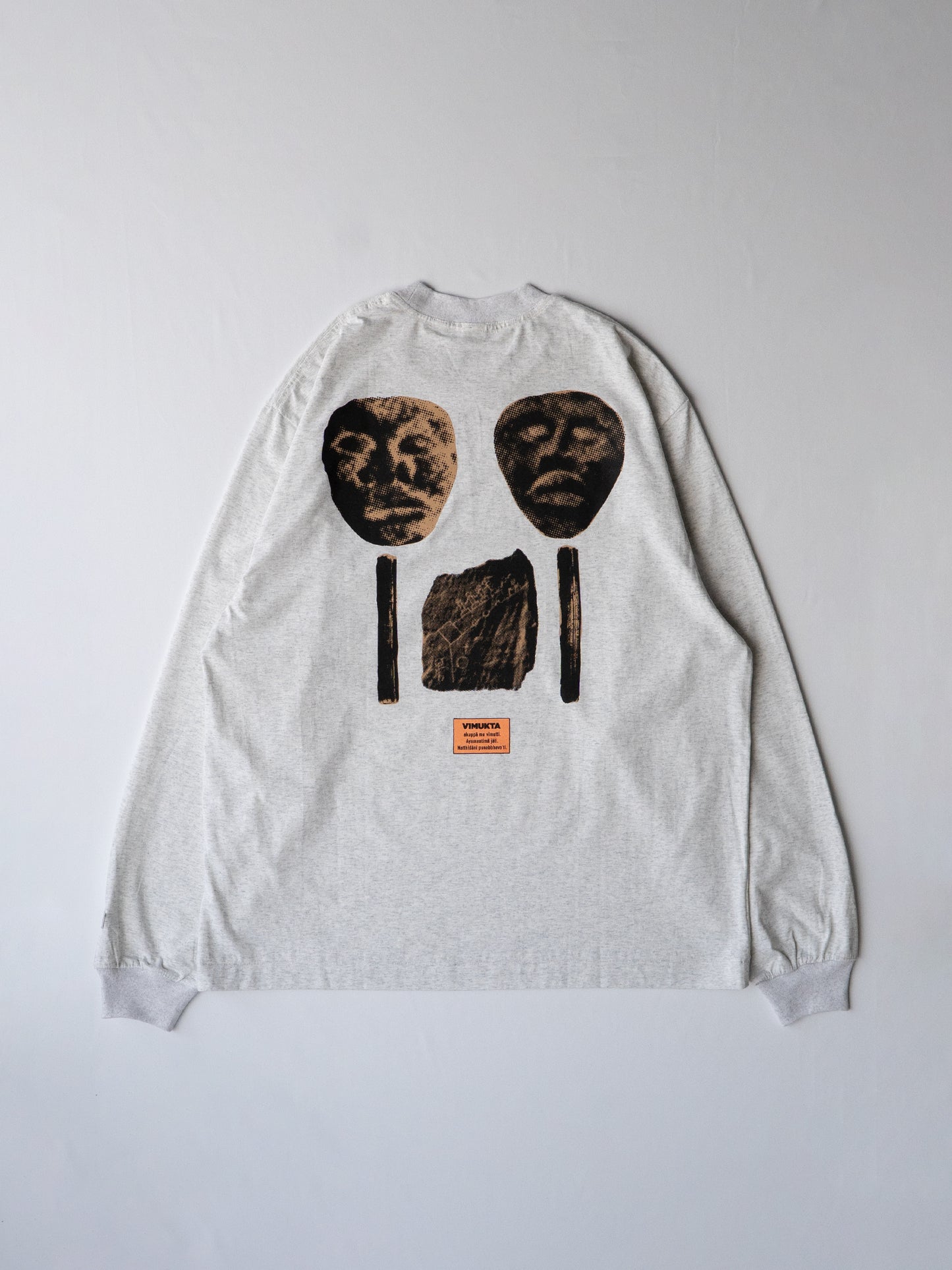 VIMUKTA L/S Tee