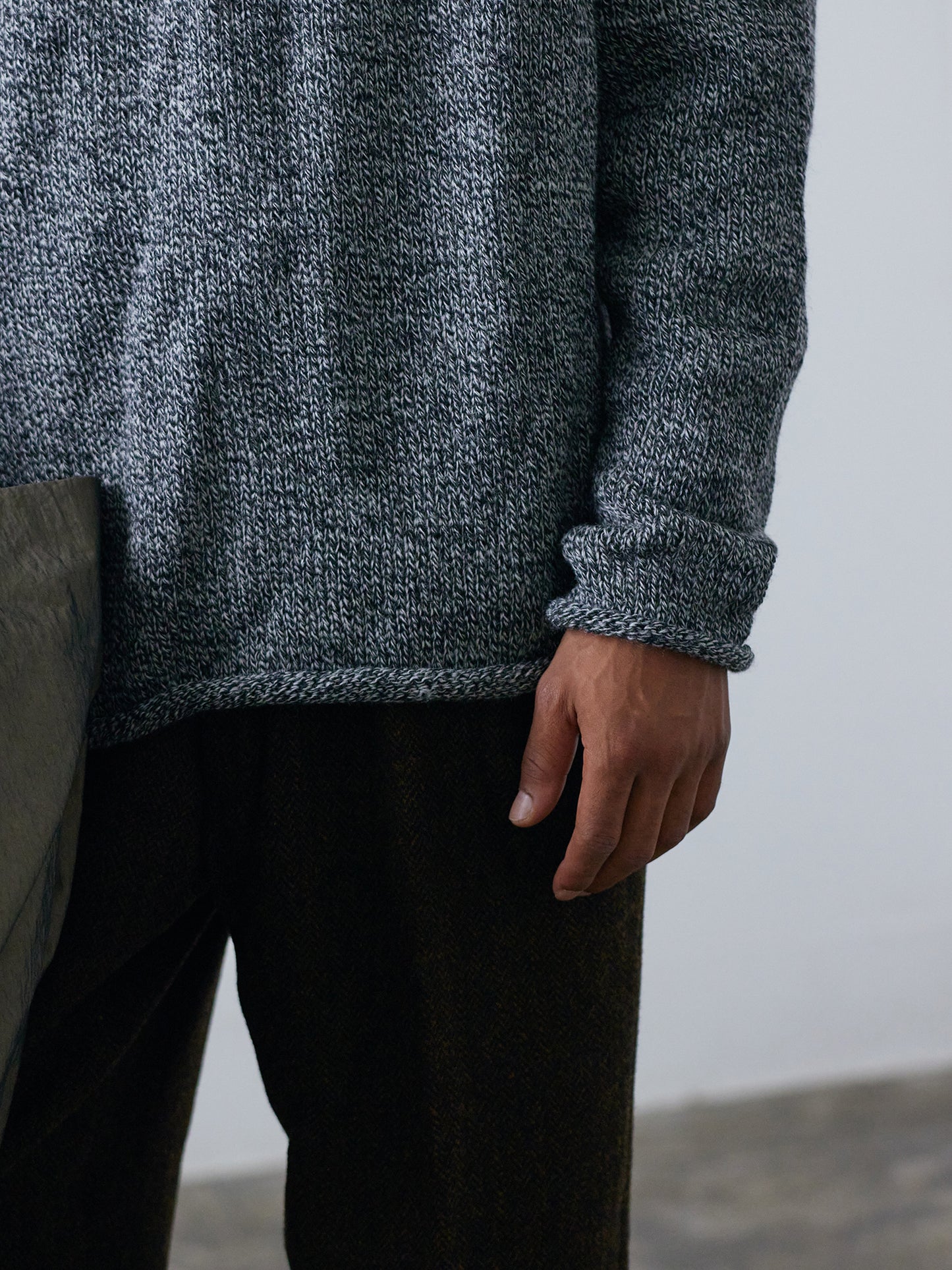 Roll Neck Nep Knit