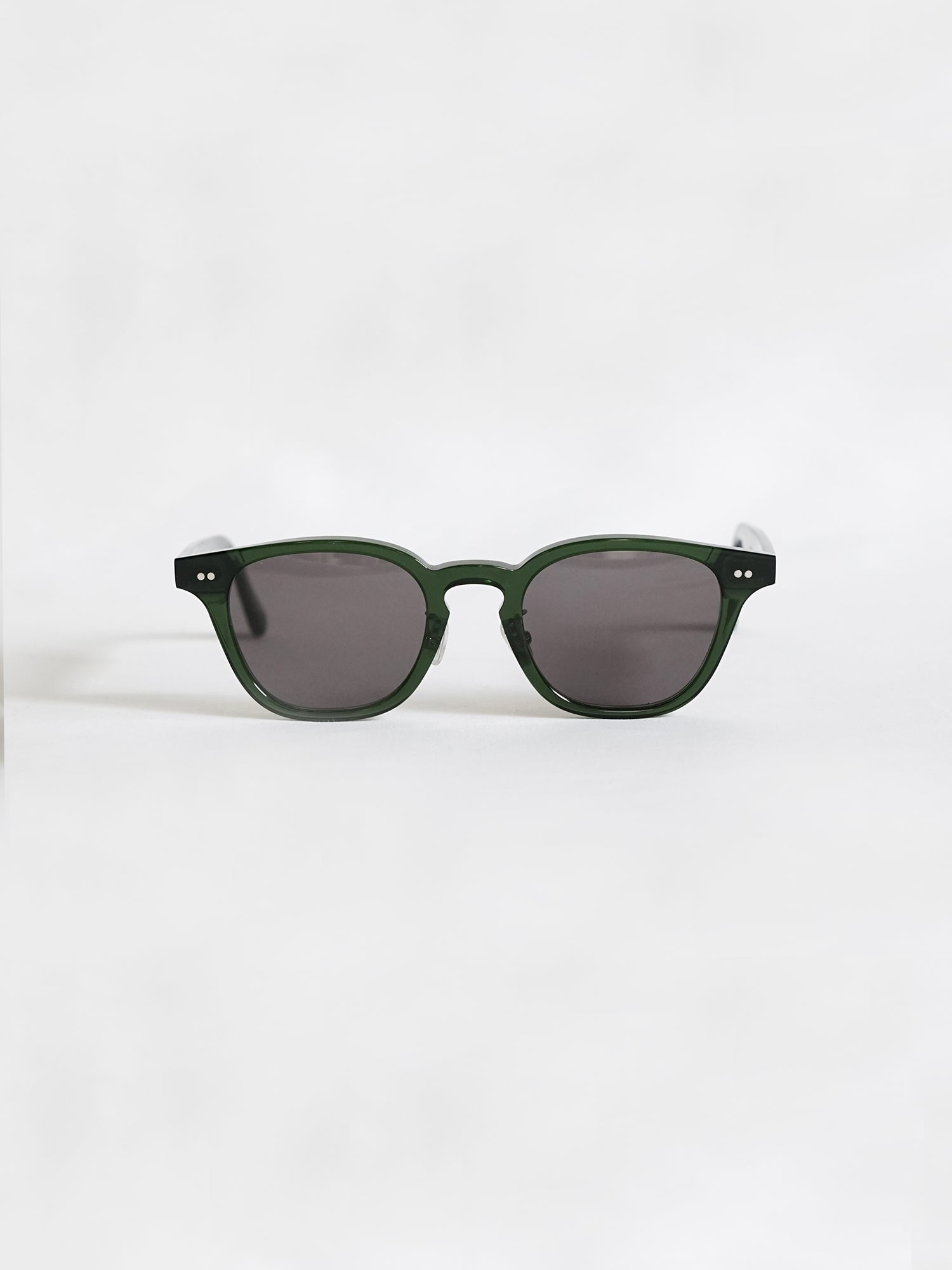 Monokel Eyewear River Bottle Green – CUXTON HOUSE