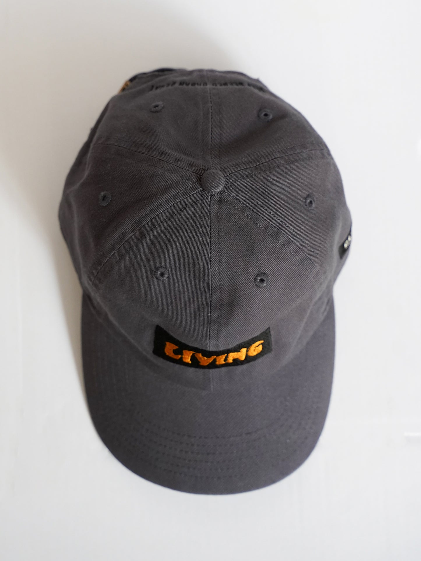 LIVING souvenir cap