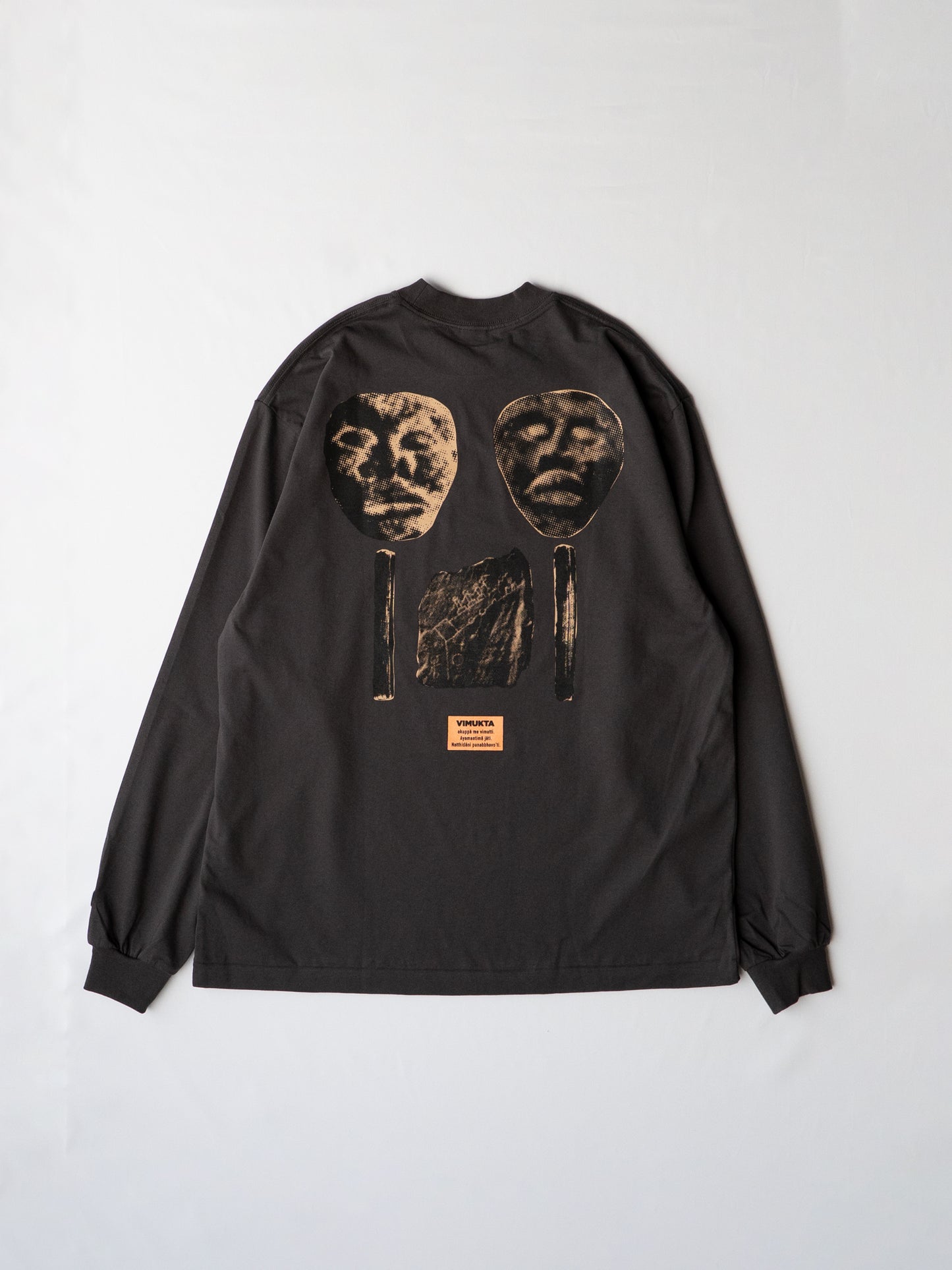 VIMUKTA L/S Tee