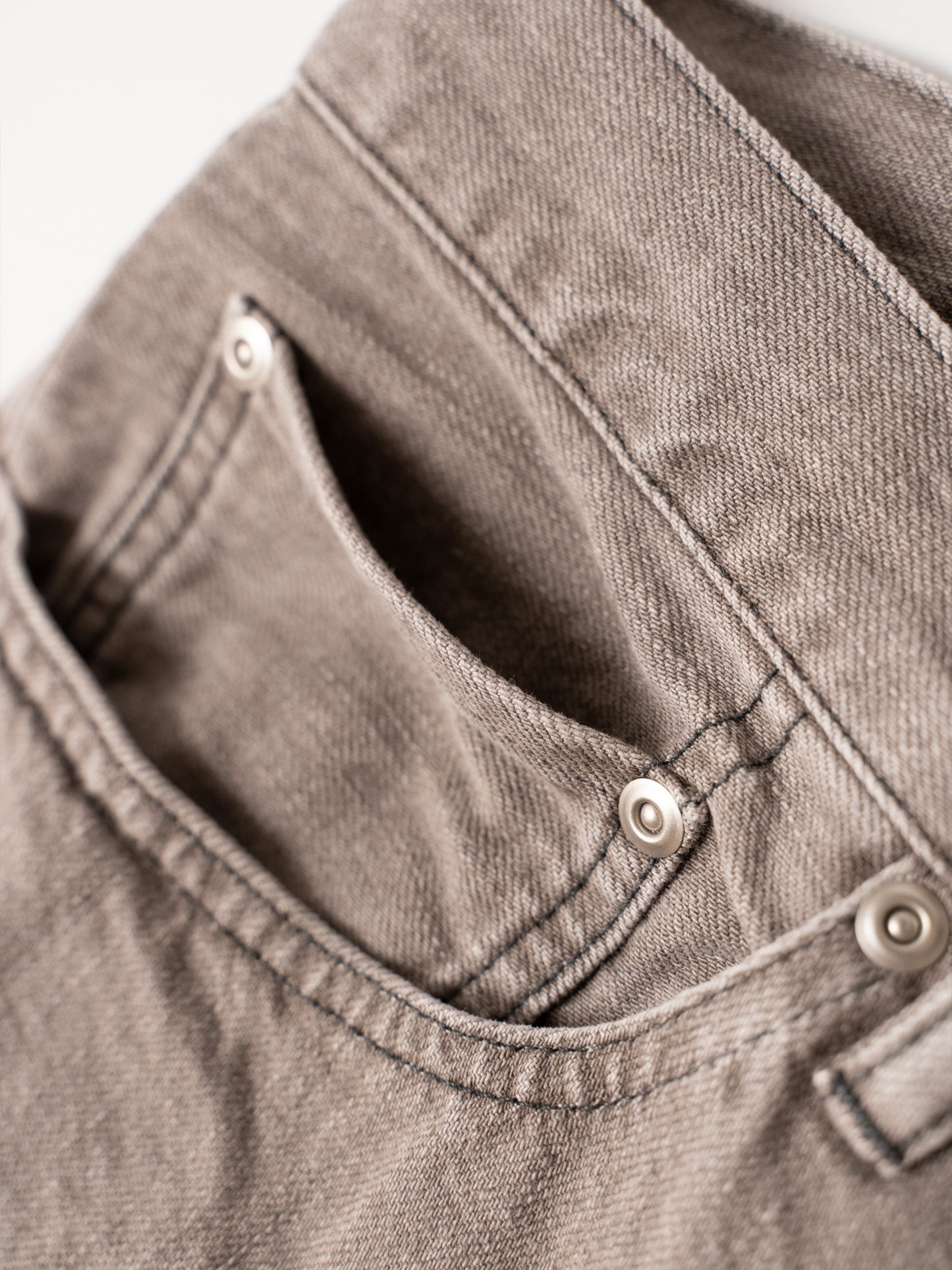 Relaxed fit 5 Pockets Denim Washed Moca