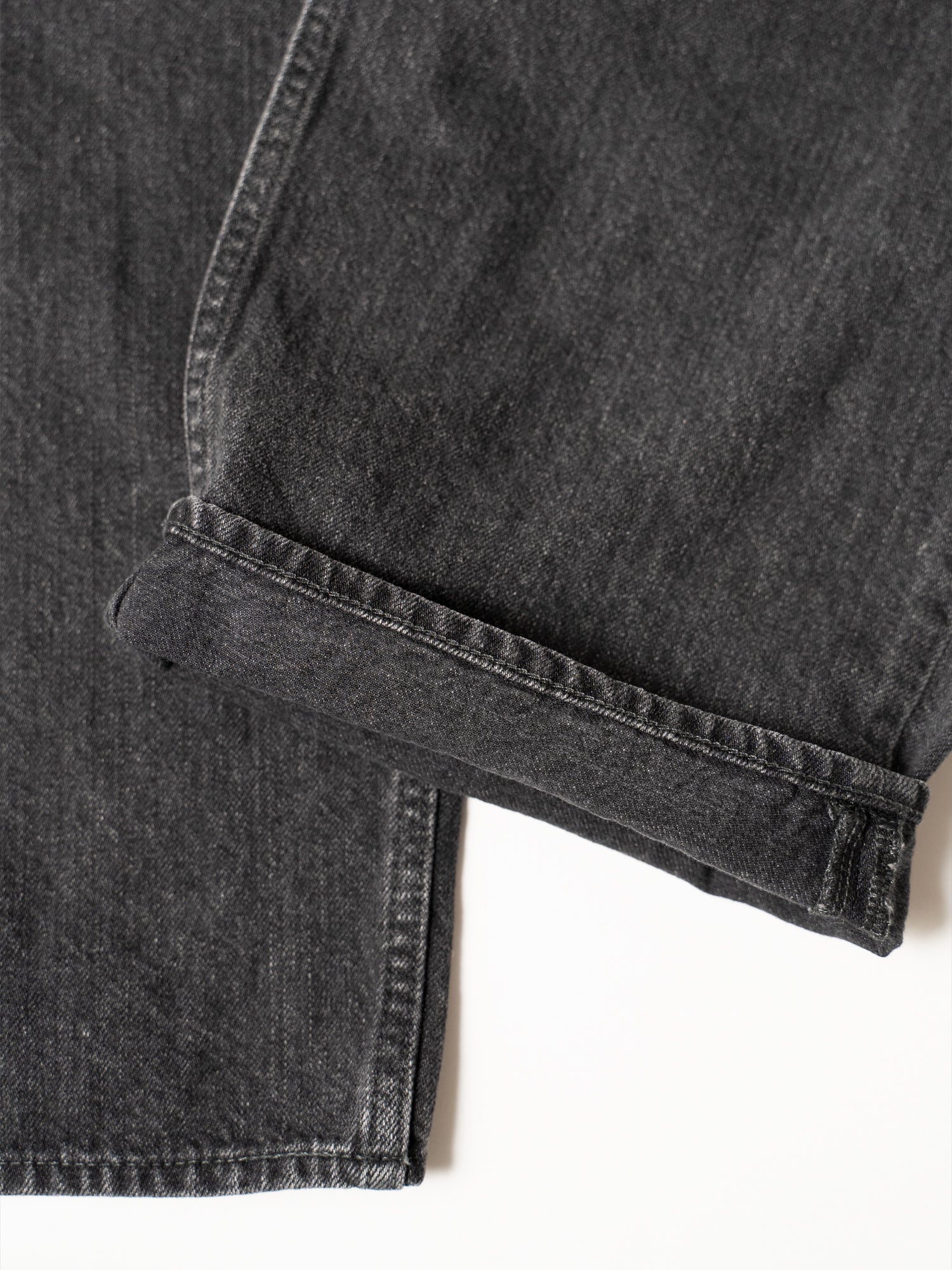Relaxed fit 5-pocket washed denim
