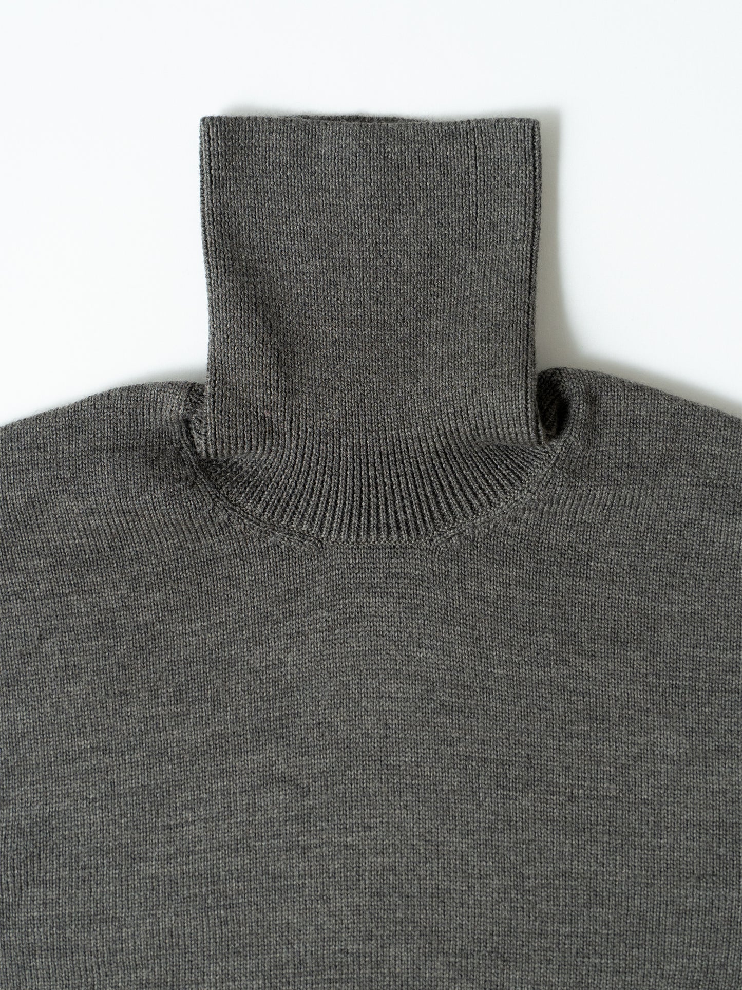 Turtle Neck Knit