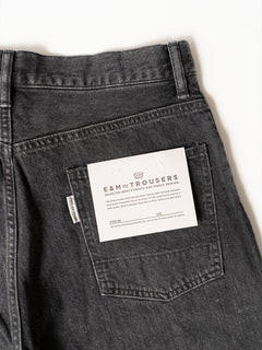 Relaxed fit 5-pocket washed denim