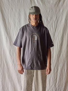 FACE Tee