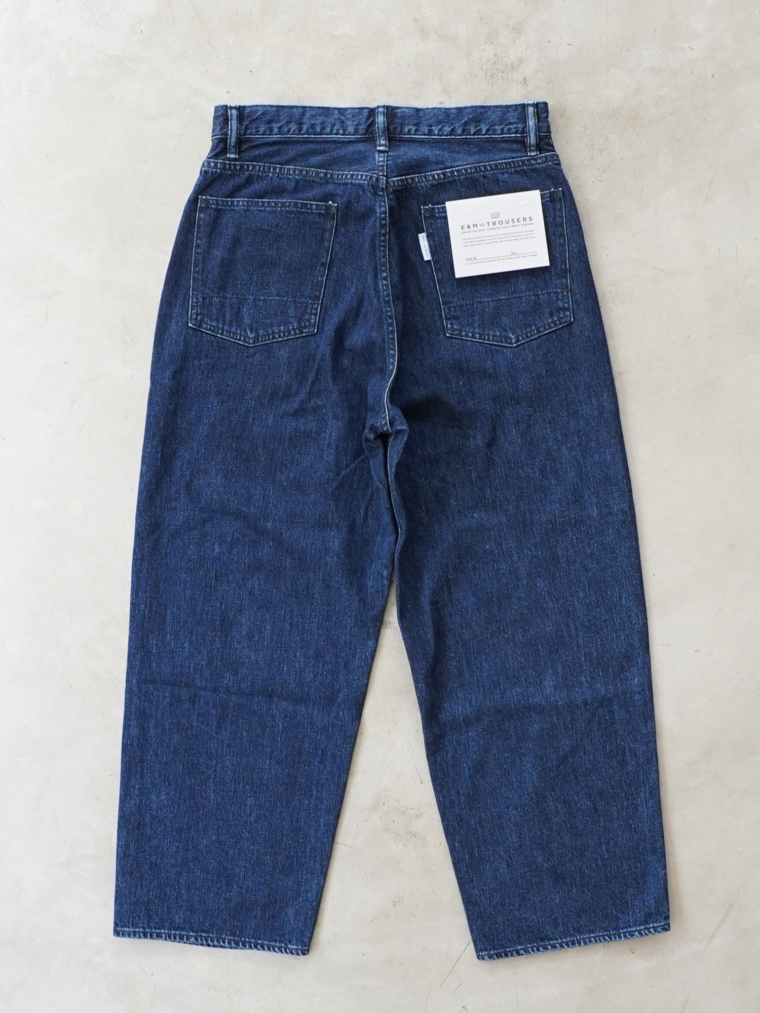 Relaxed fit 5-pocket washed denim