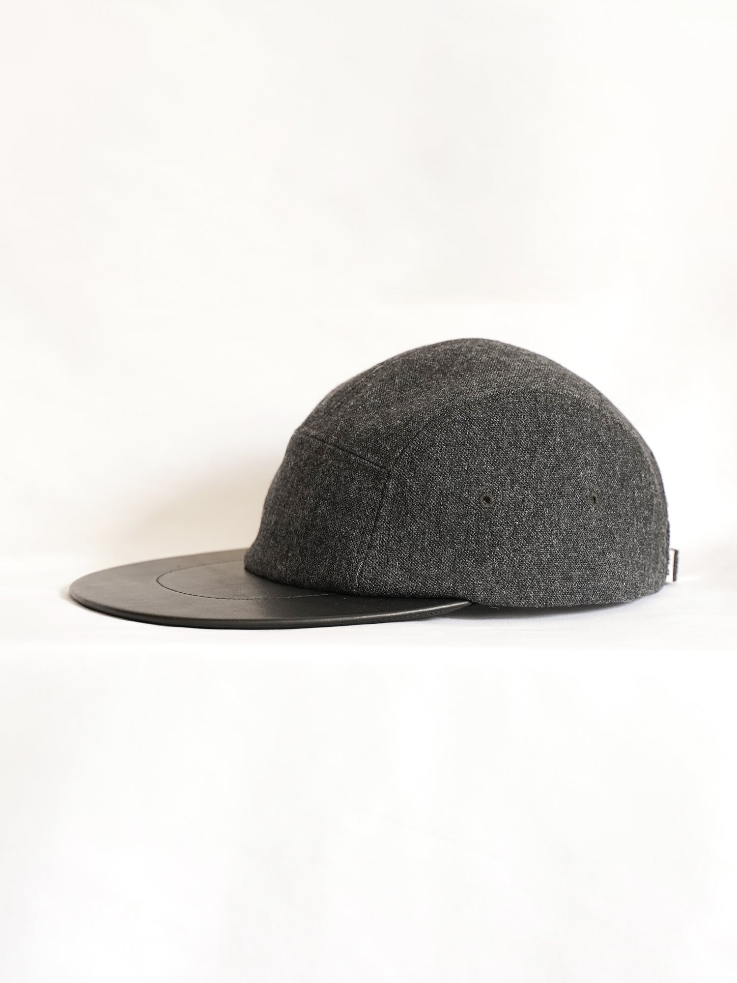 ENDS AND MEANS CUXTON HOUSE限定 Camp Cap ENDS and MEANS Leather Camp Cap – CUXTON HOUSE