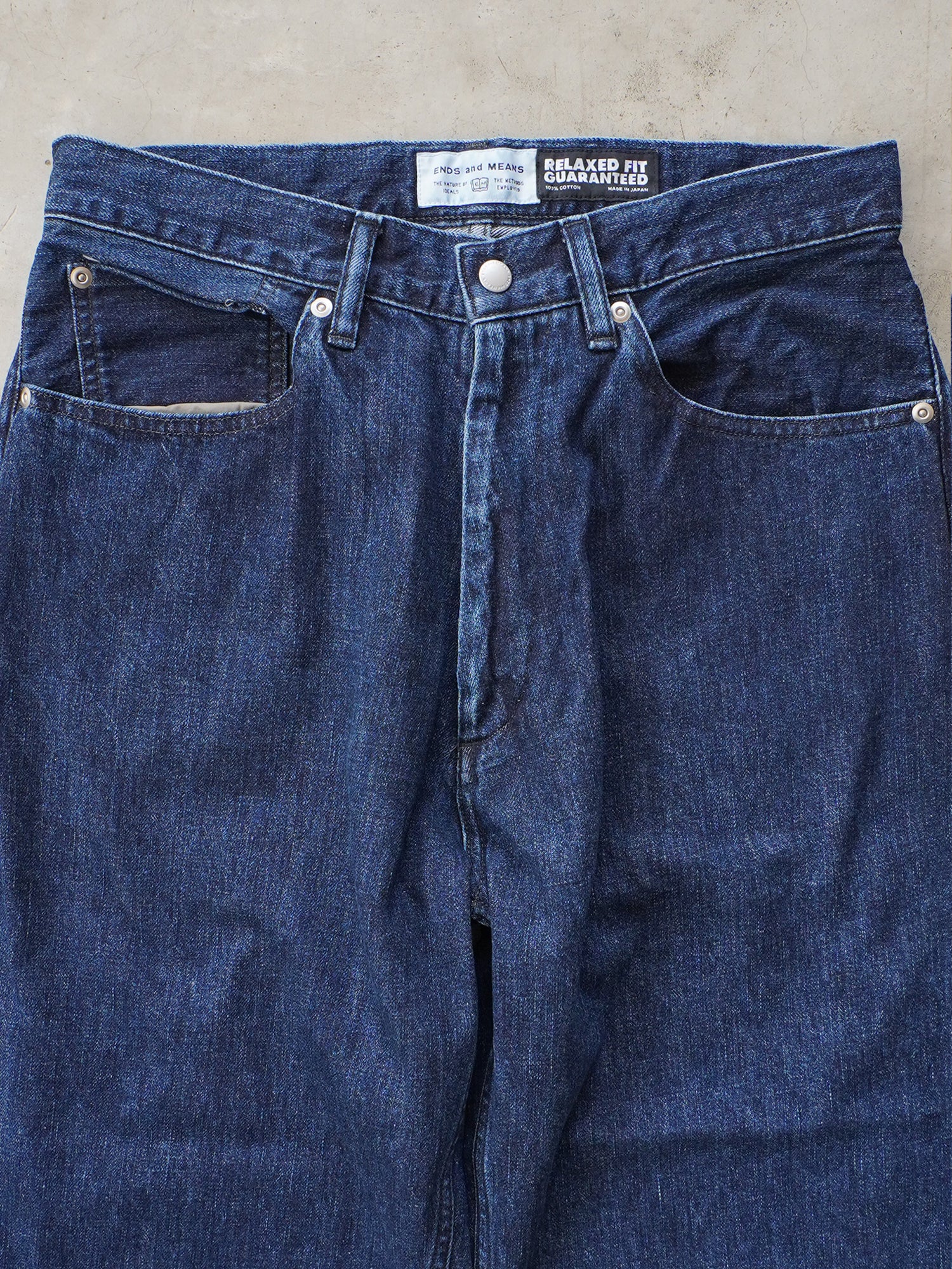 Relaxed fit 5-pocket washed denim
