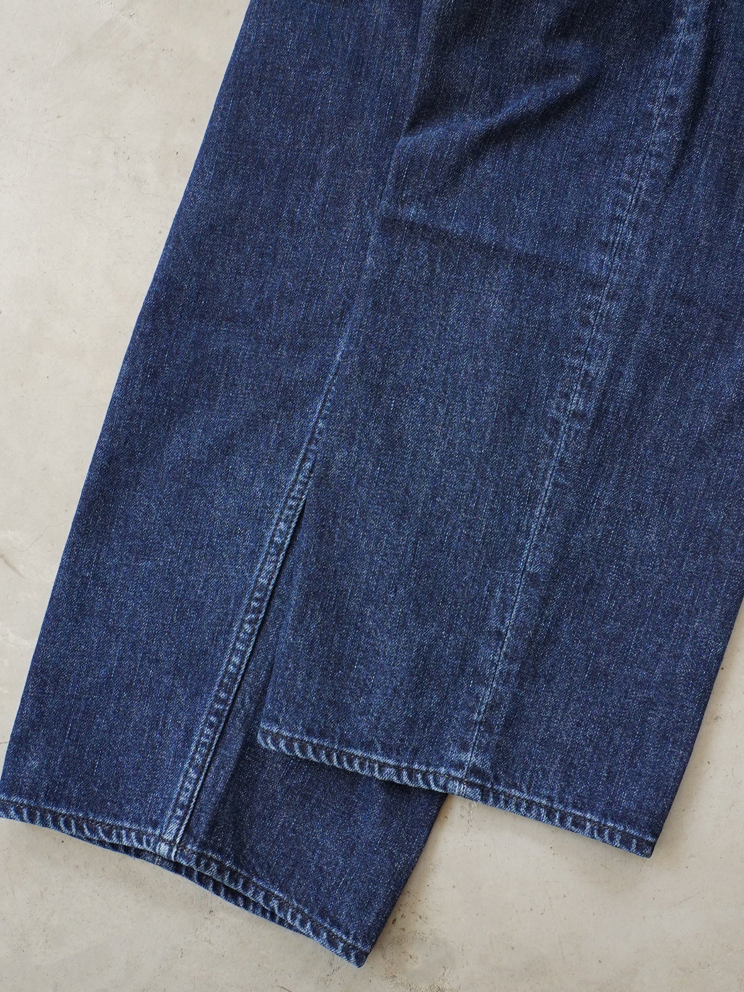 Relaxed fit 5-pocket washed denim