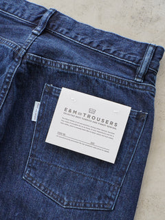 Relaxed fit 5-pocket washed denim