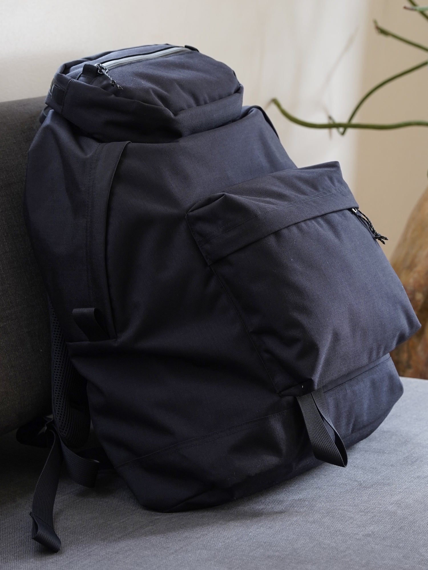 バッグ Ends and Means Day trip Backpack ENDS and MEANS Daytrip Backpack – CUXTON HOUSE