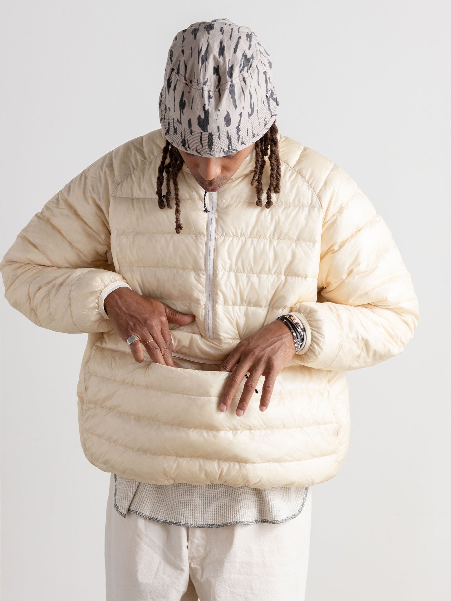 Light Down P/O Jacket